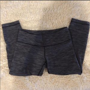 Lululemon crop legging size 6